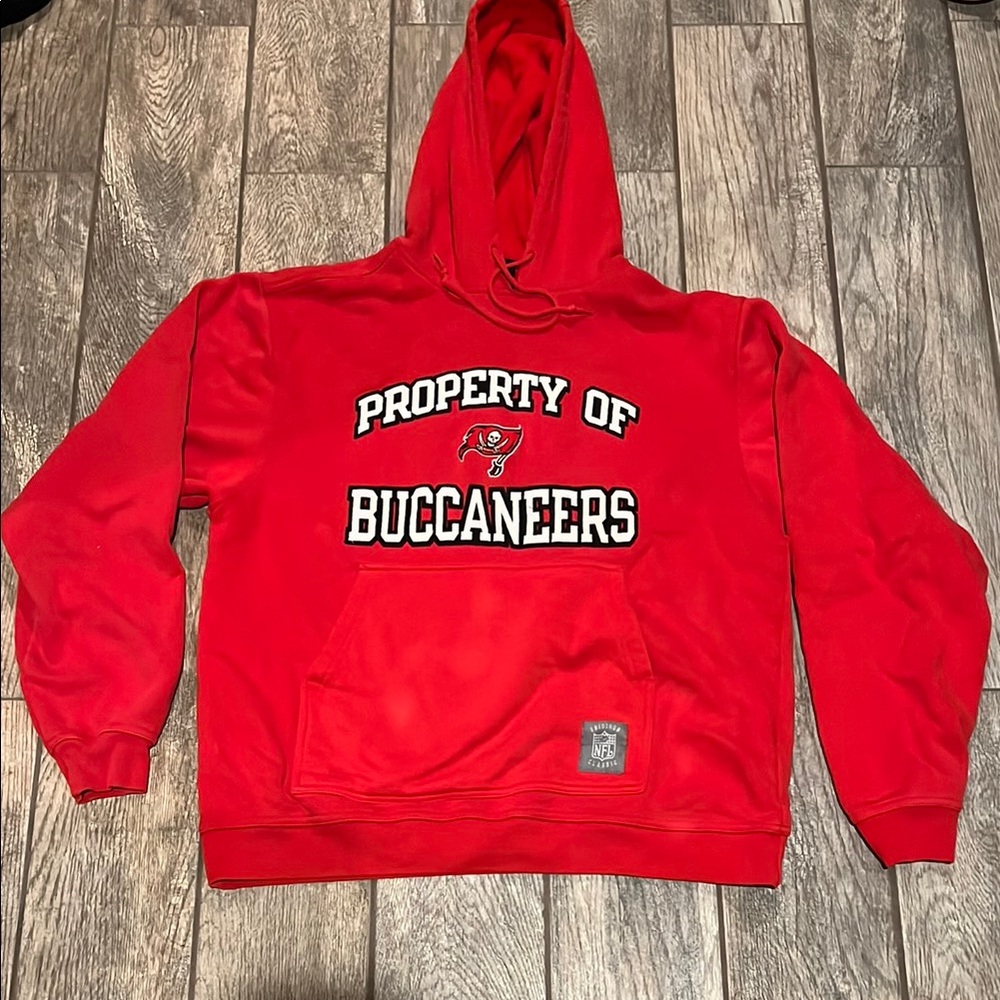 Vintage Red Tampa Bay Buccaneers Hoodie
